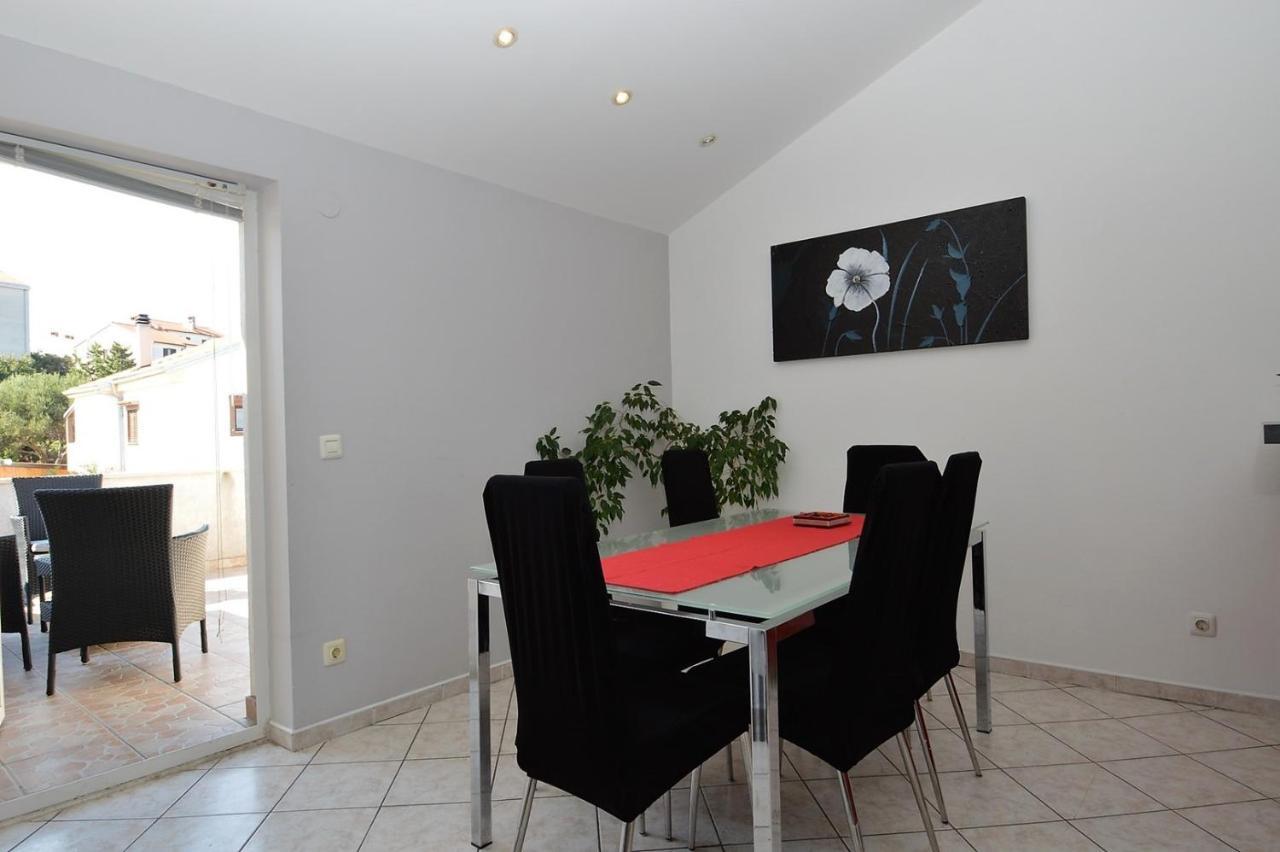 House Luciana Hotel Mali Lošinj Eksteriør billede